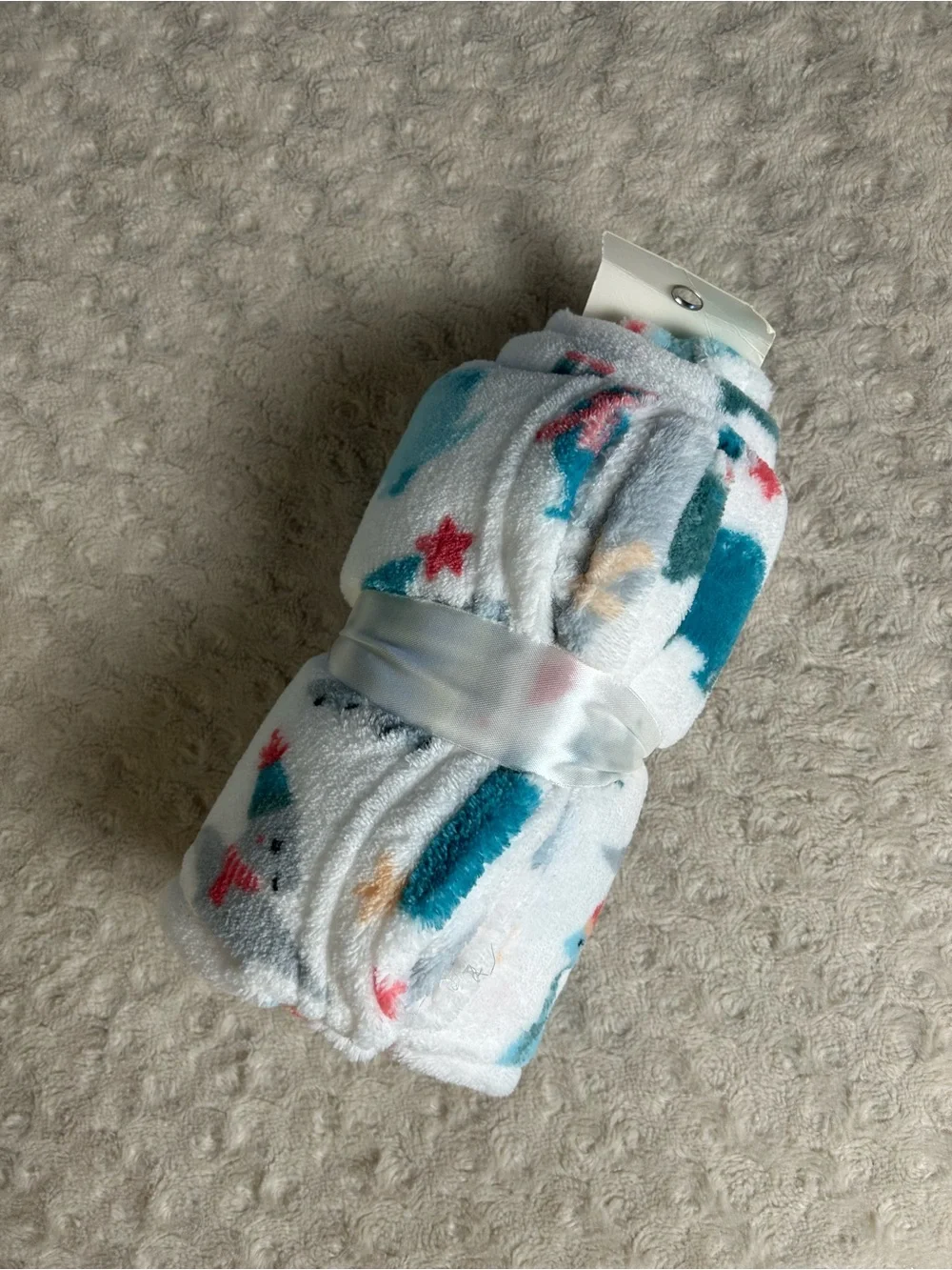 Walmart Parent's Choice Christmas Dinosaur Baby Blanket Blue White Hats Scarves